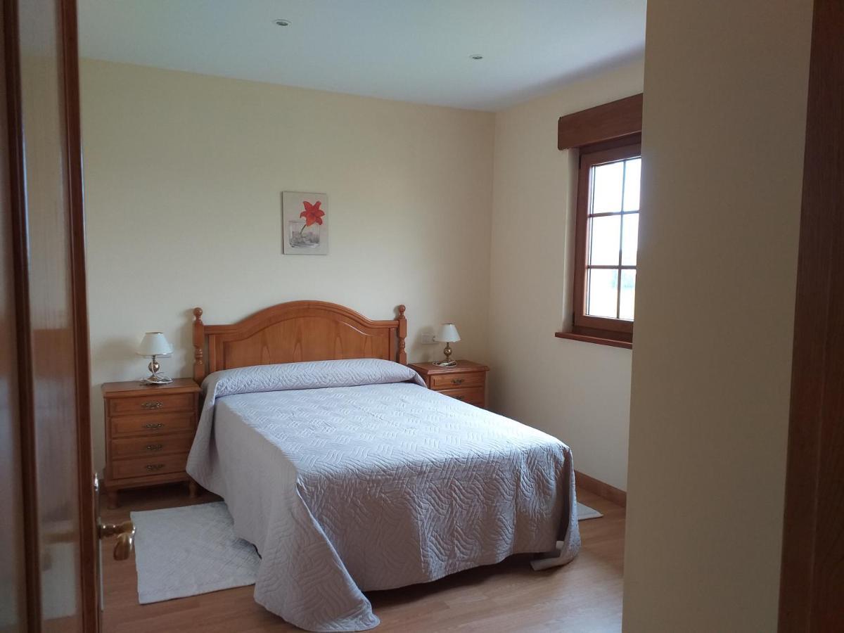 Apartamentos Turisticos La Senra Кастропол Екстериор снимка
